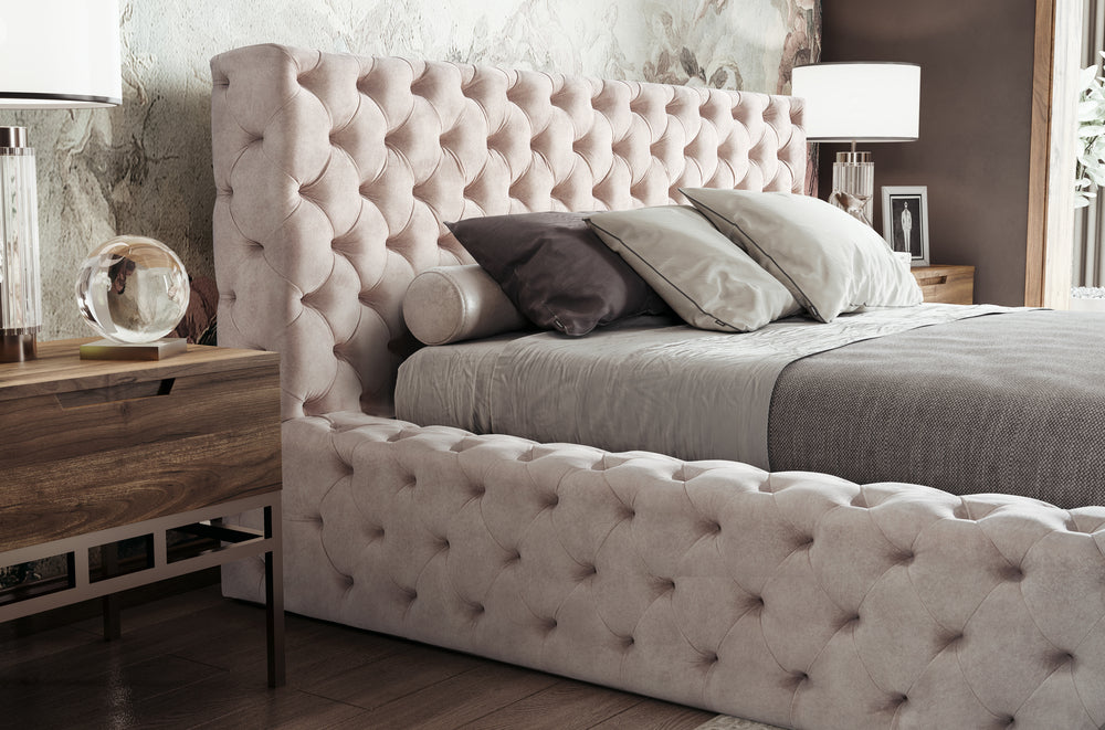 Perfekte Harmonie: Wie Boxspringbetten mit Heimtextilien dein Schlafzimmer verwandeln